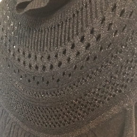 Arden B. Cutout metallic tank. - Picture 3 of 5